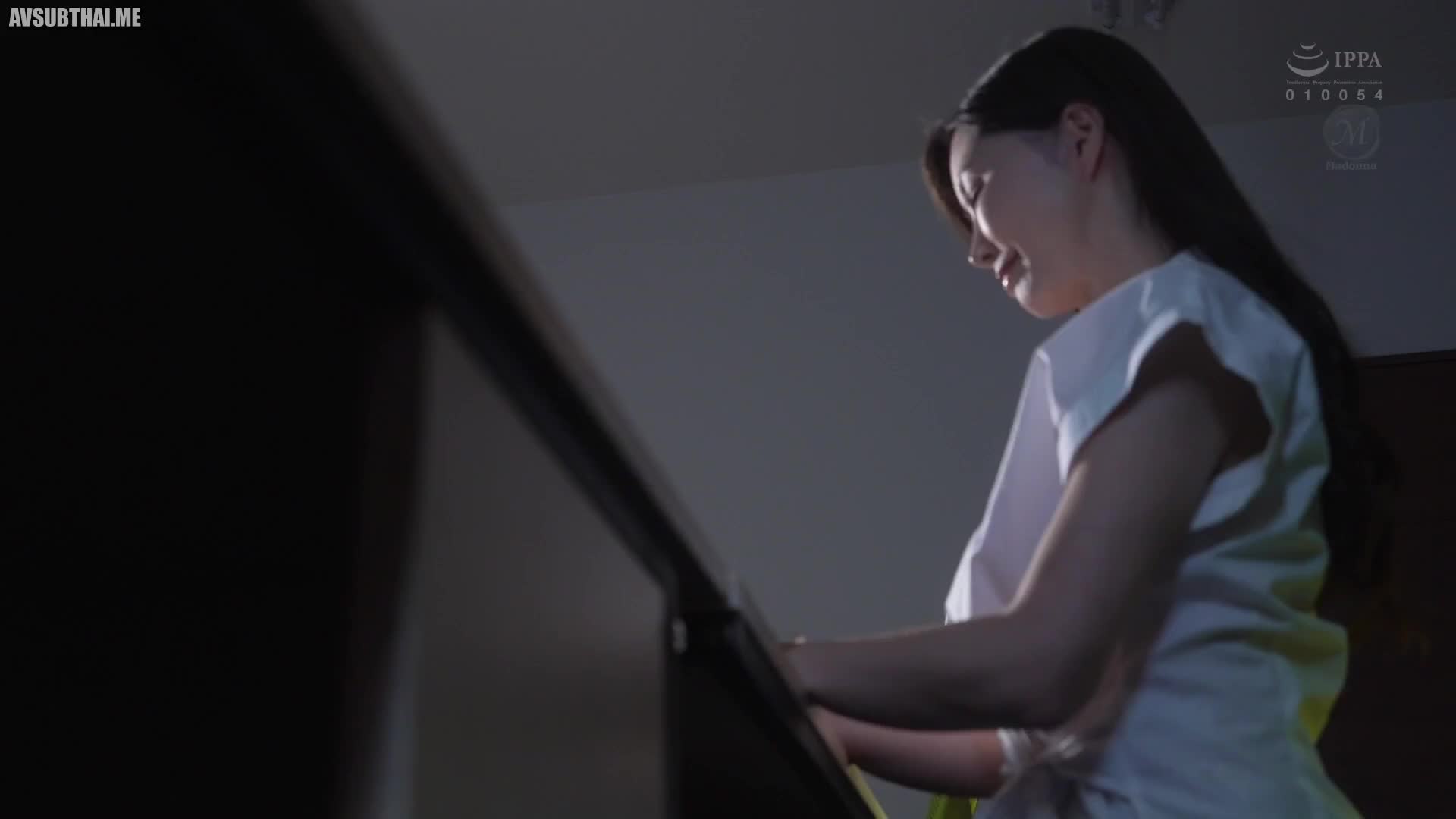 JUQ-856 (ซับไทย) Crowded Train เข้าออกทุกขบวน เสียงครวญกลางโบกี้