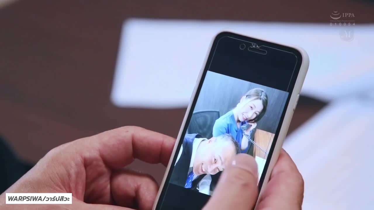 JUQ-918 (ซับไทย) เลขาสาวชุ่มเหงื่อ ลืมผัวติดใจน้ำกามผู้บริหาร